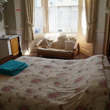 The Captain Guest house 3*